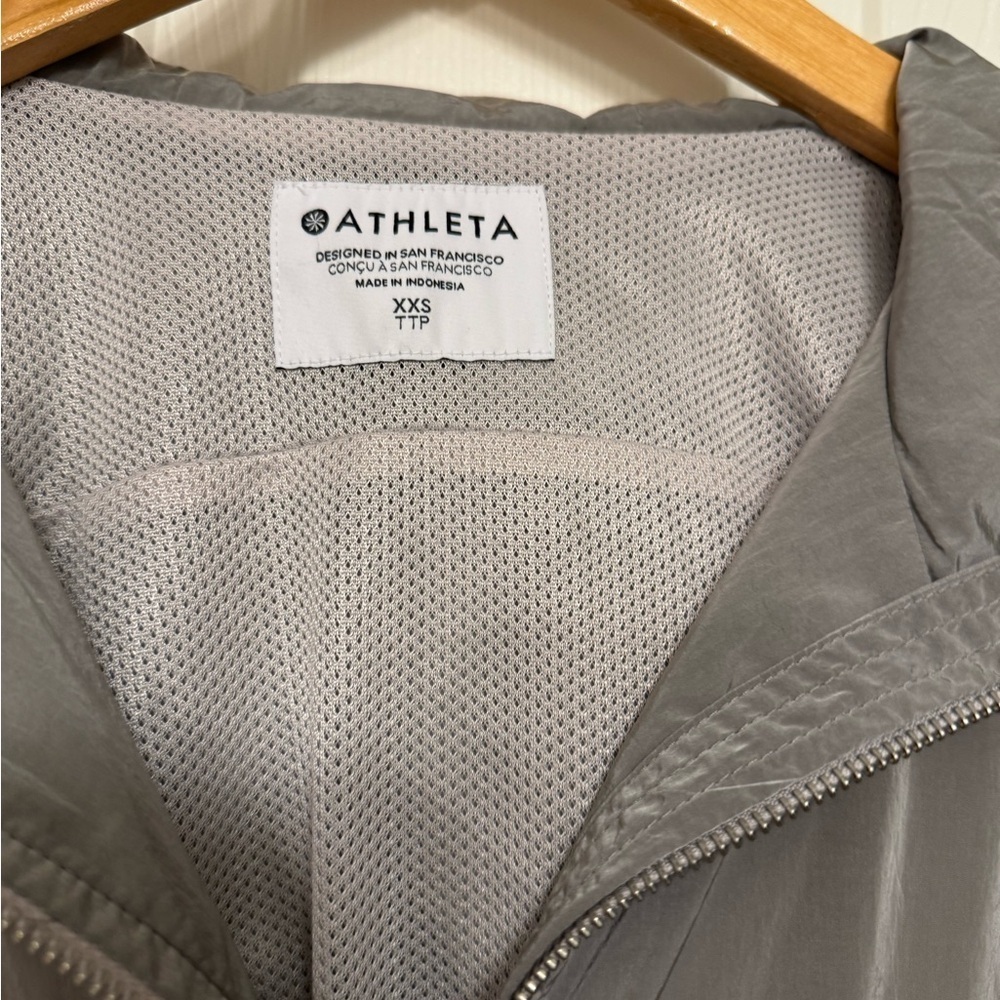 Nwot- Athleta Silver grey Bomber Jacket with Hood - Picture 3 of 7